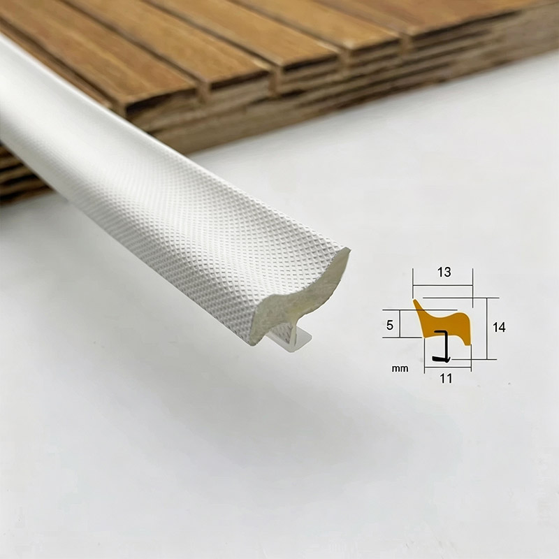 Crescent-Shaped Sealing Strip Front View